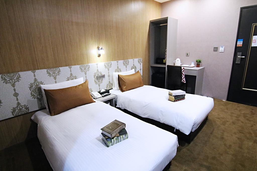 Ximen 101 - S Hotel Taipei Bagian luar foto
