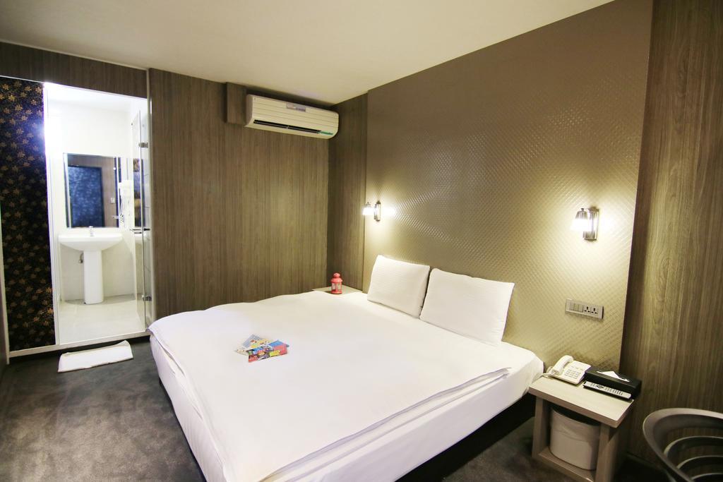 Ximen 101 - S Hotel Taipei Bagian luar foto